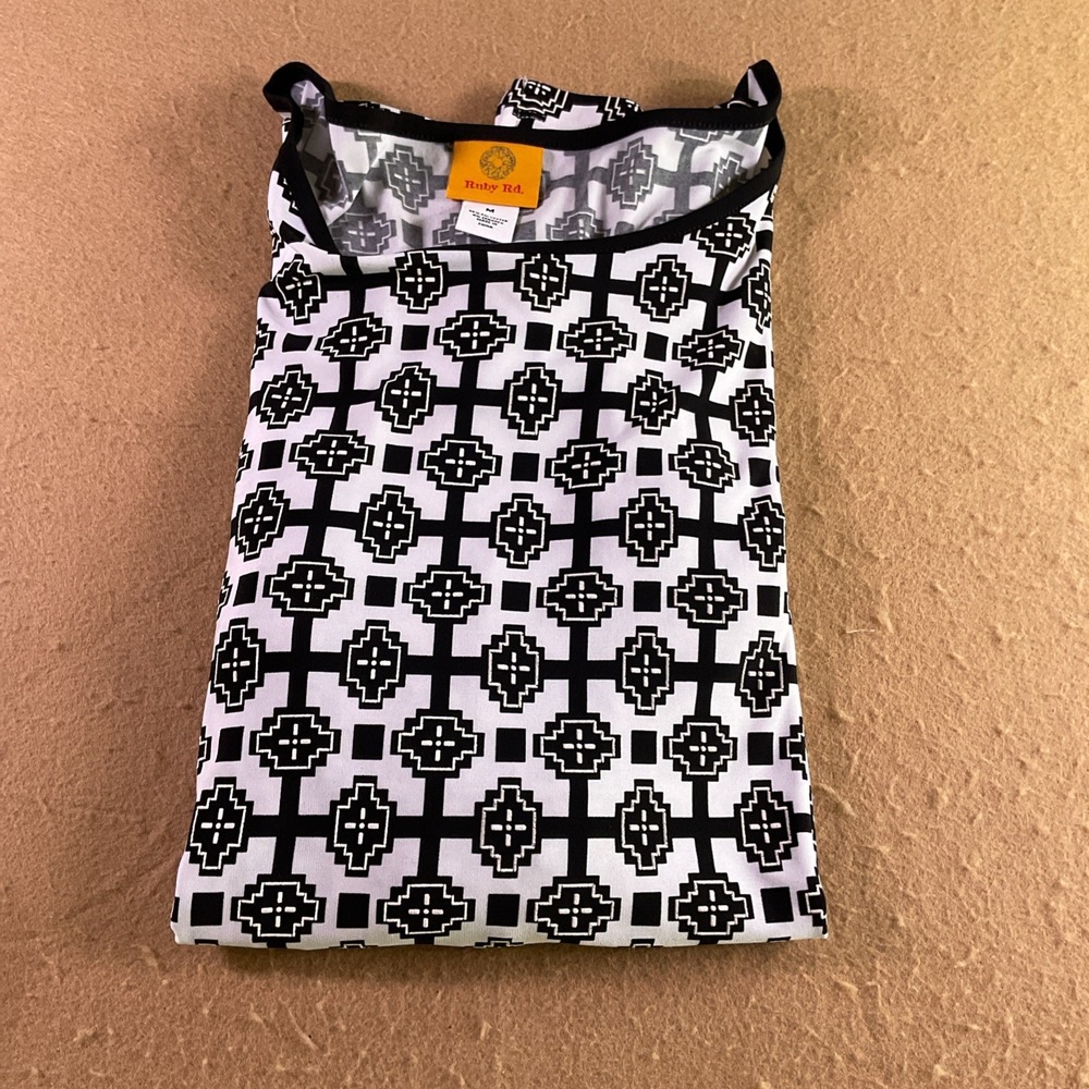 Ruby Rd Women's Medium Black White Geometric Tile Print Ruffle Cuff Knit Top - Picture 11 of 12